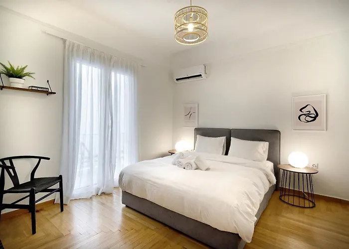 Athens Urban Haven-Close To The Metro